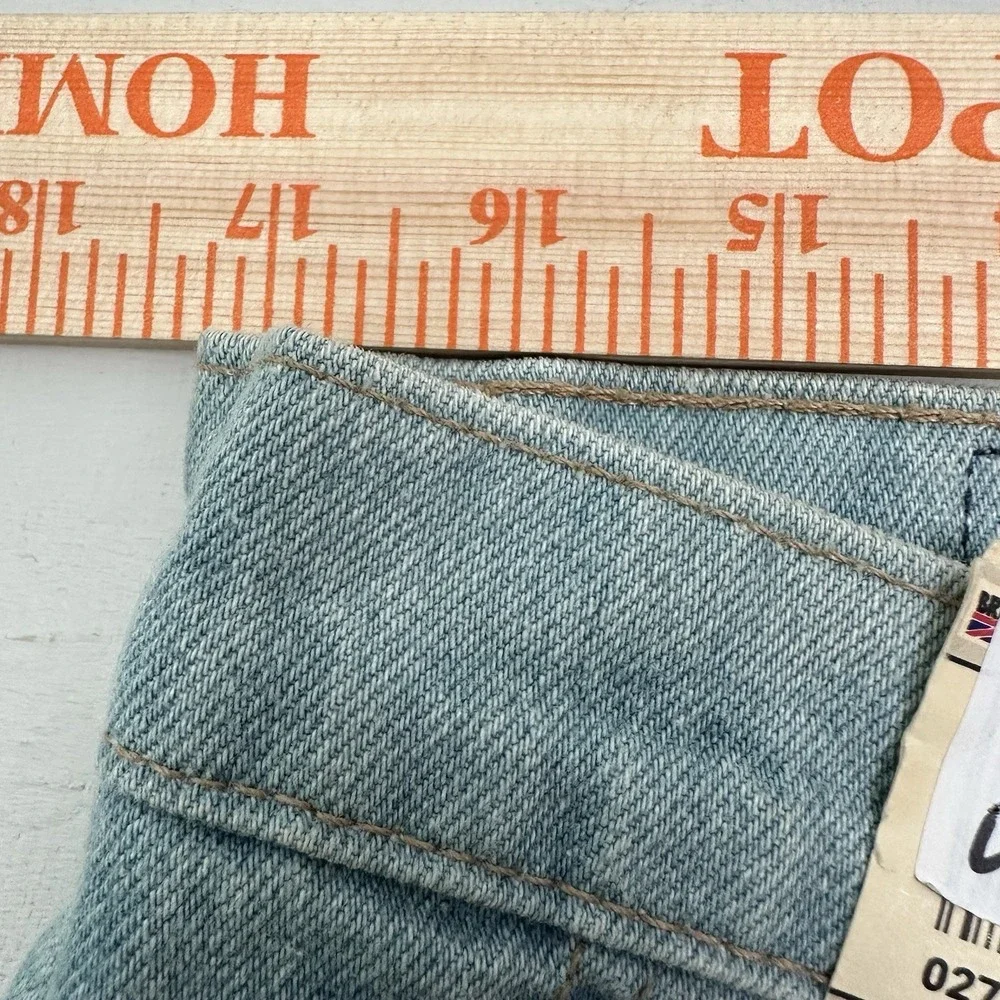 NEW VTG 80s Brittania Jeans Men Actual 34x34 Straight Blue Light Deadstock USA